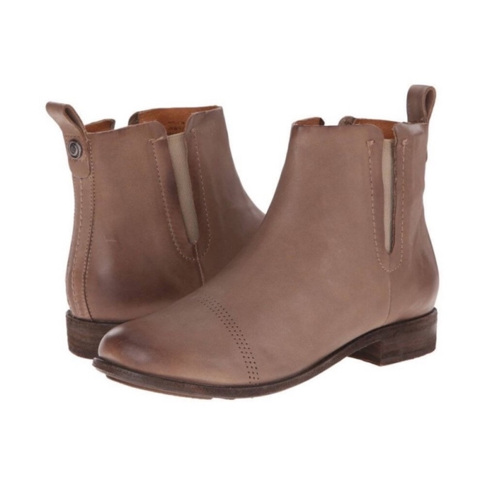 OluKai Malie Chelsea Boot